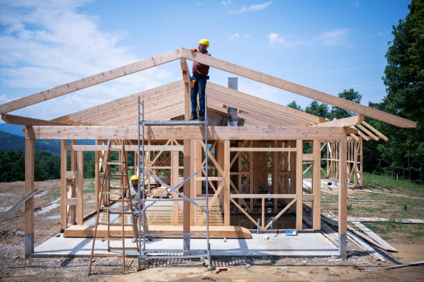 Best Roof Maintenance Services  in Catahou, LA